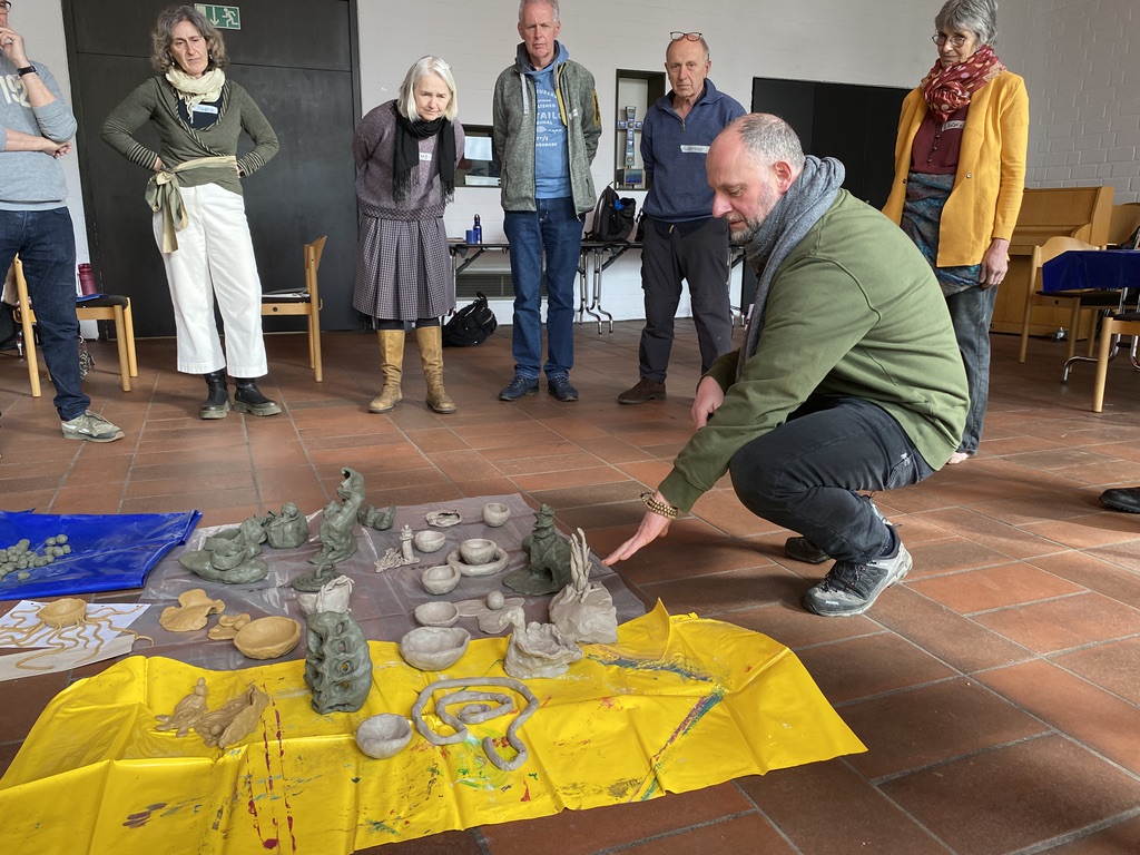 Betrachtung und Austausch